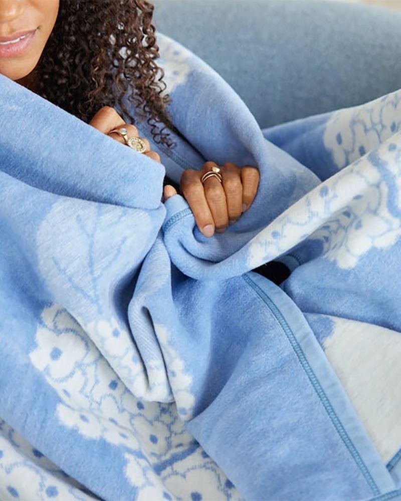 Hydrangeas Bluebell Blanket