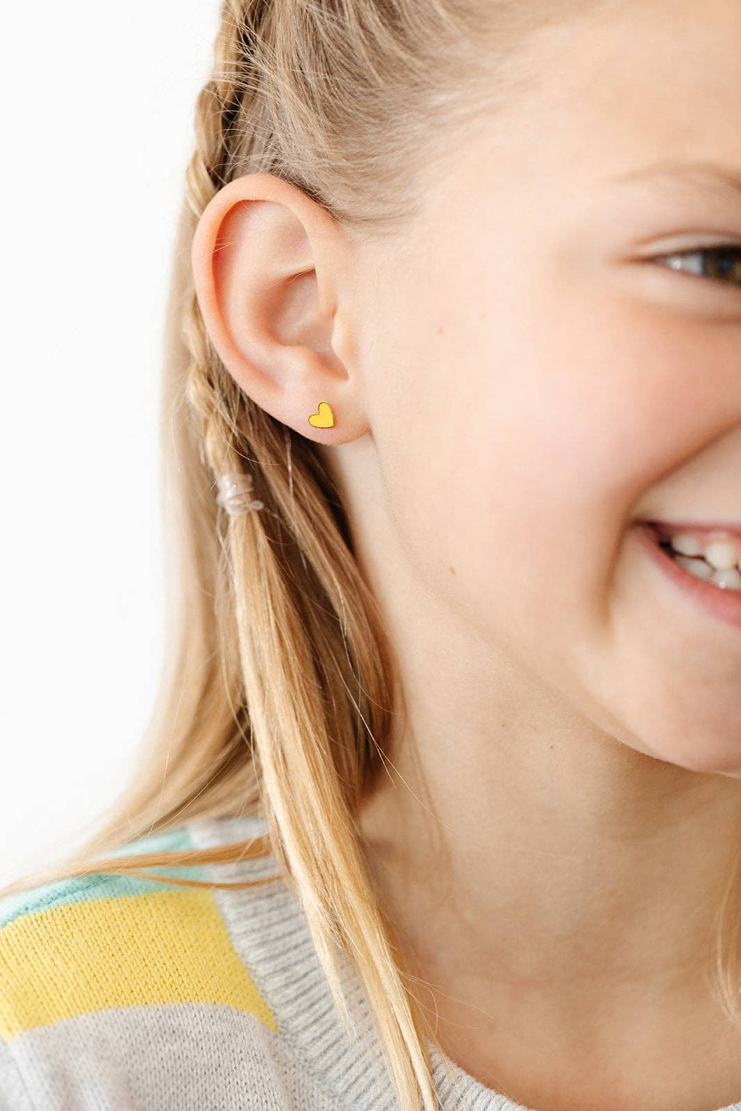 Enamel Heart Earring in Neutral