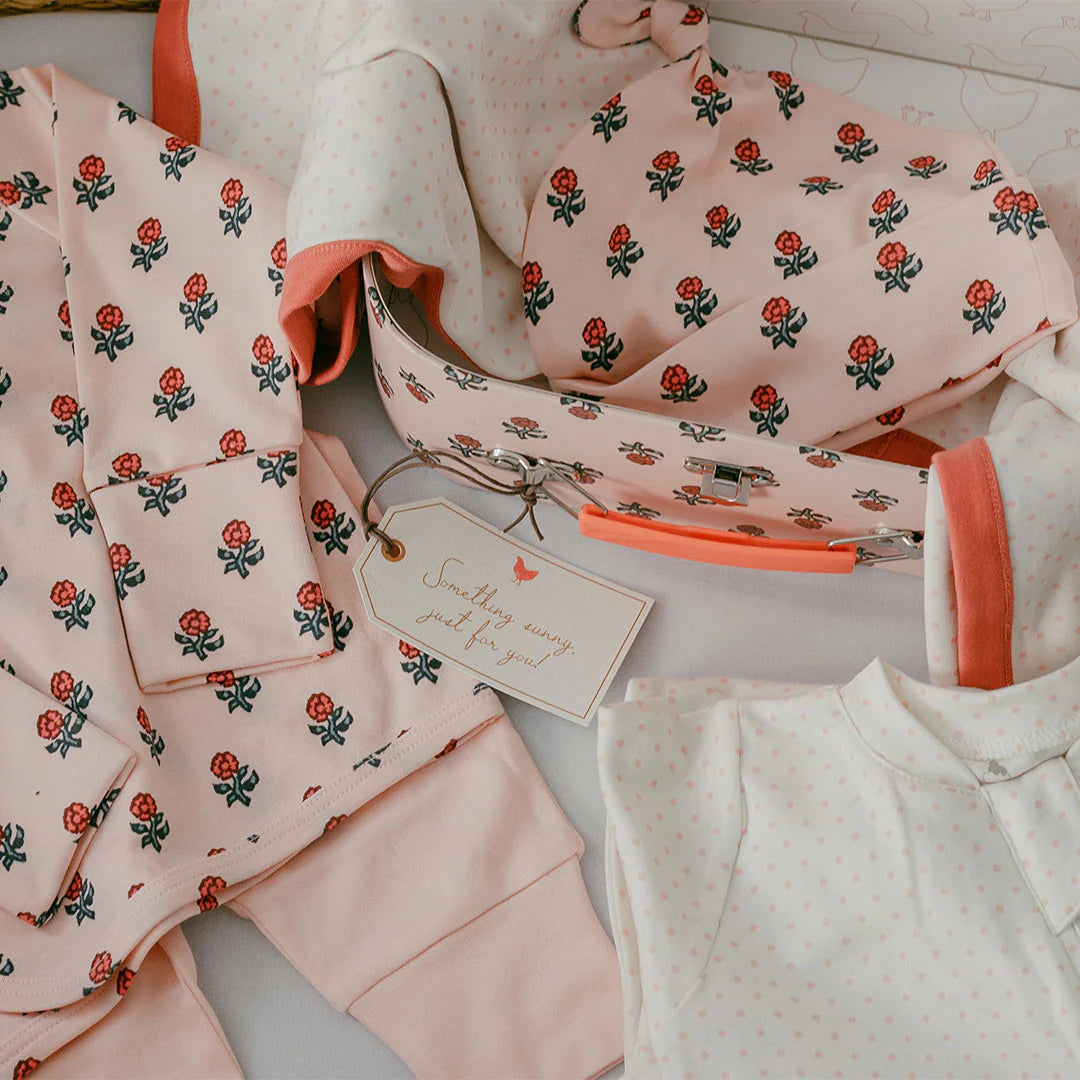 Nesting Box Take Home Baby Set- Little flowers