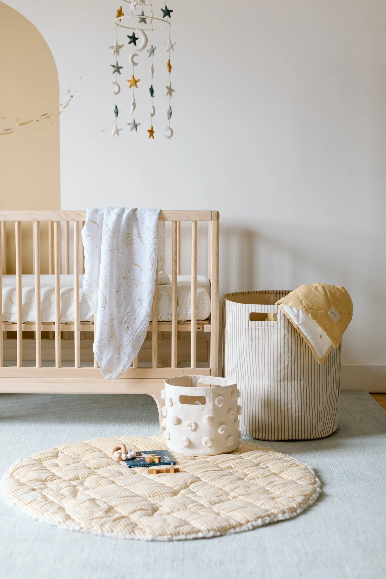 Pom Pom Basket - Pint Natural