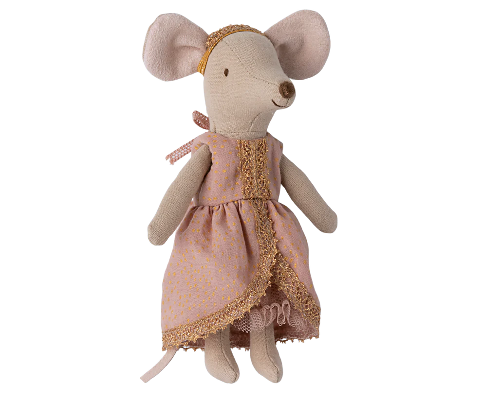 Princess and the pea, Big sister mouse