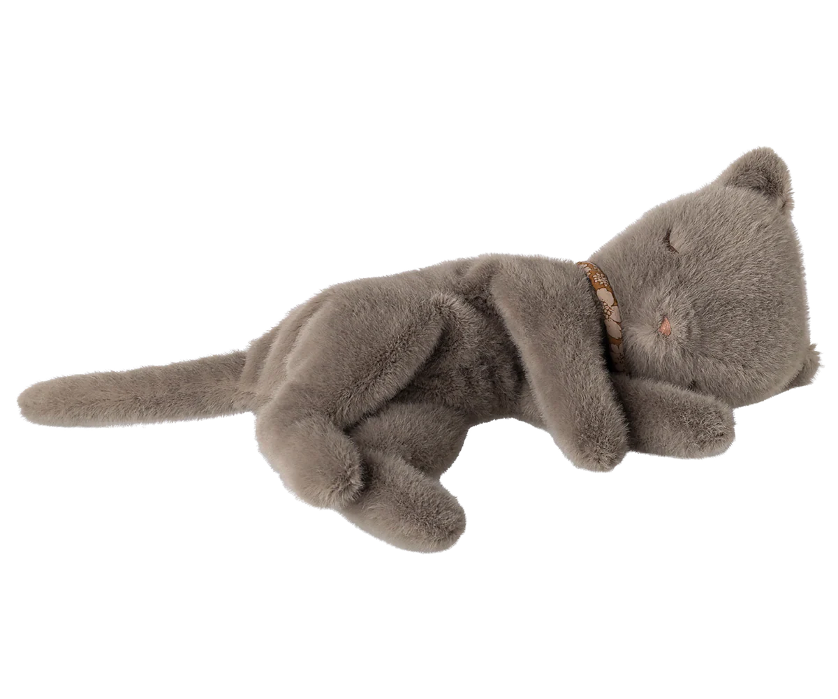 Sleeping Kitten, Small -Grey
