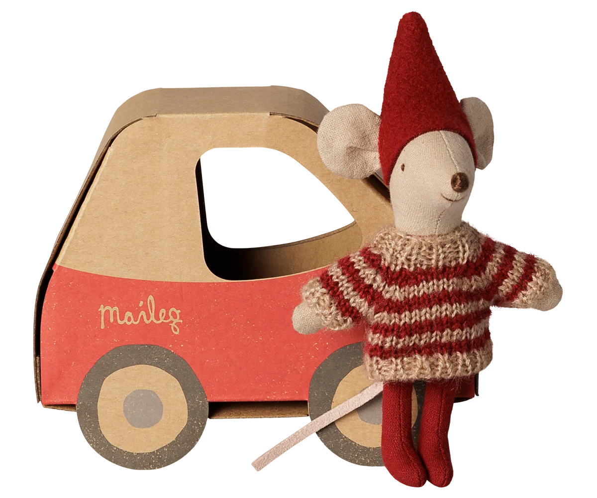 Christmas Mouse, Little Sister in Car Box