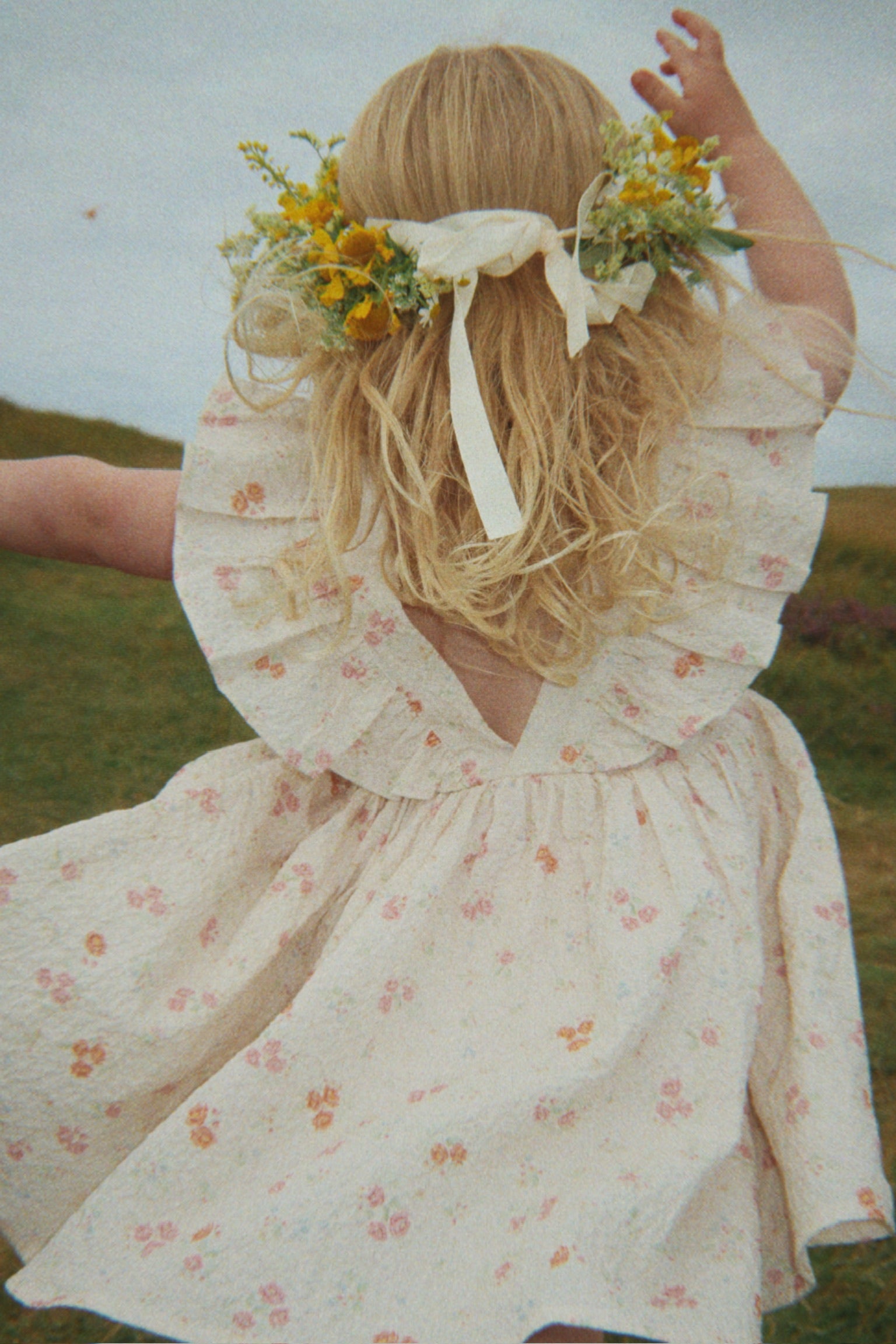 ELIN FRILL DRESS GOTS NONOKA SS26