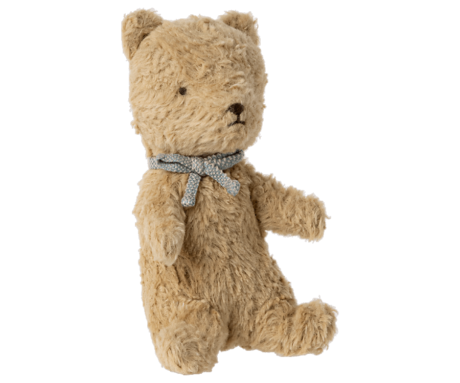 My first teddy - Sand